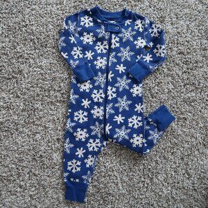 Hanna Andersson Blue Snowflake Pajamas Size 12-18M EUC Winter Zip up